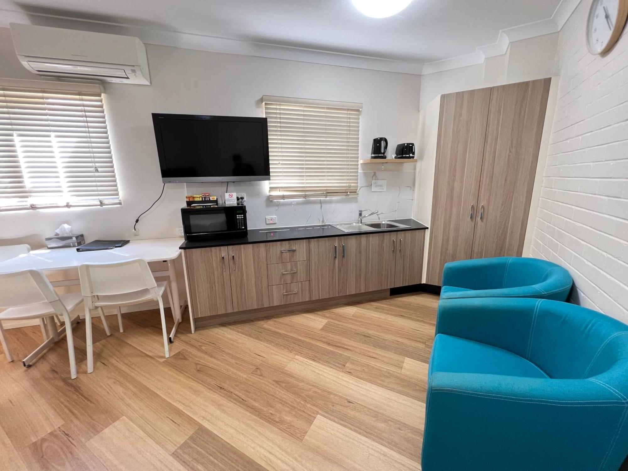 Benson Court Motel Брисбен Экстерьер фото